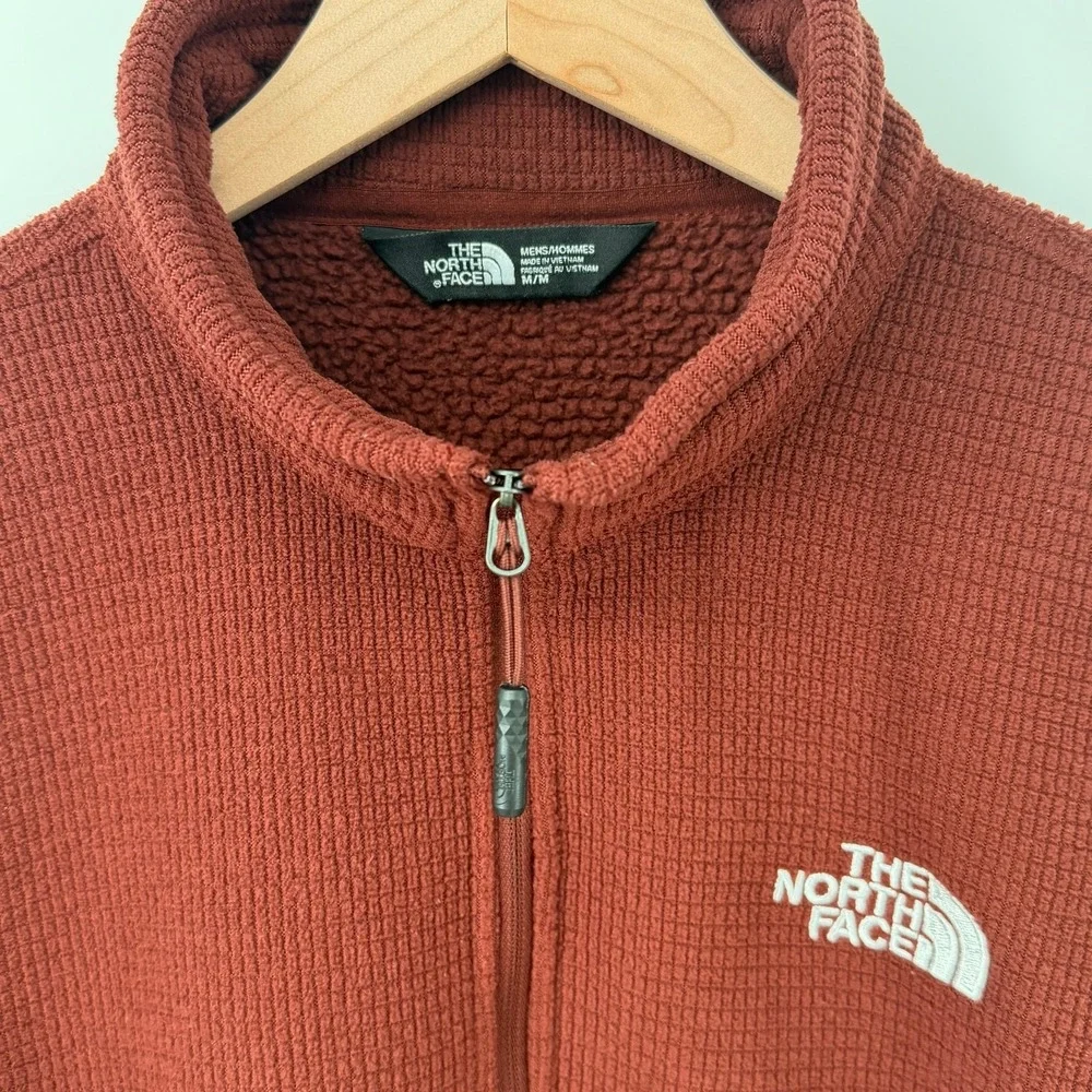 The North Face Mens Quarter Zip Waffle Grid Fleece Pullover Rust Red Medium